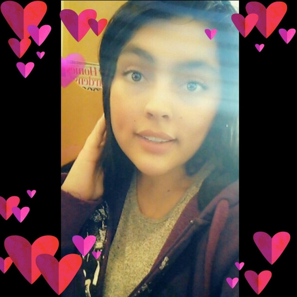 Meet your Posher, Randi - Picture 1 of 1